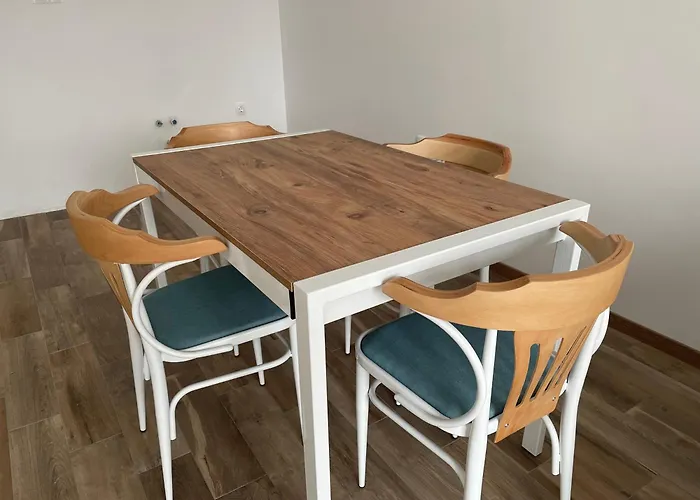 Azur Delux Apartment Warna