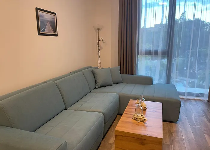 Apartment Azur Delux *